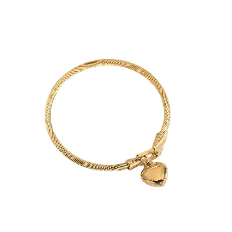 Heart Charm Gold Bracelet